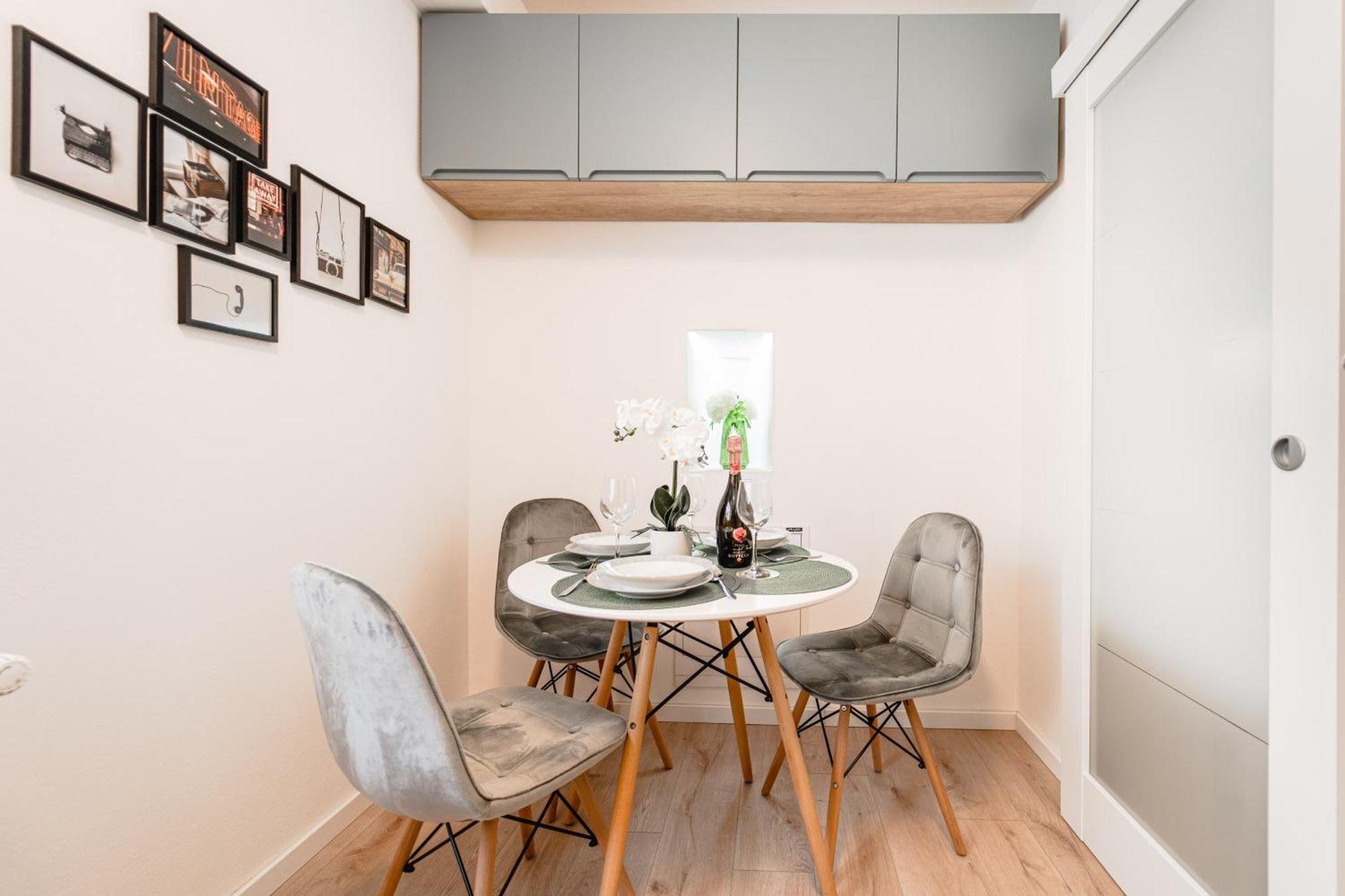 Central Athena Studio - Inima Pietei Unirii - By Openhouse Apartments 티미쇼아라 외부 사진