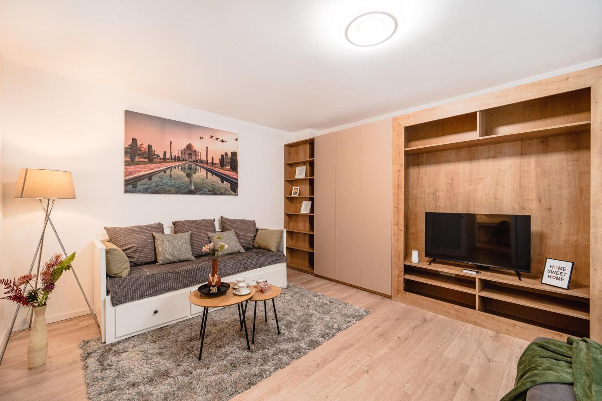 Central Athena Studio - Inima Pietei Unirii - By Openhouse Apartments 티미쇼아라 외부 사진